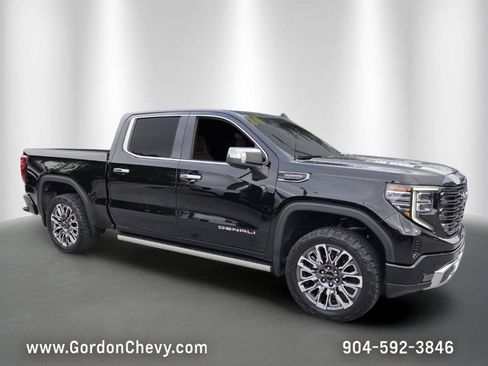 Used 2024 GMC Sierra 1500 Denali Ultimate AWD/4WD image 8