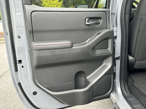 New 2026 Nissan Frontier PRO-4X w/ Pro-4x Convenience Package image 16