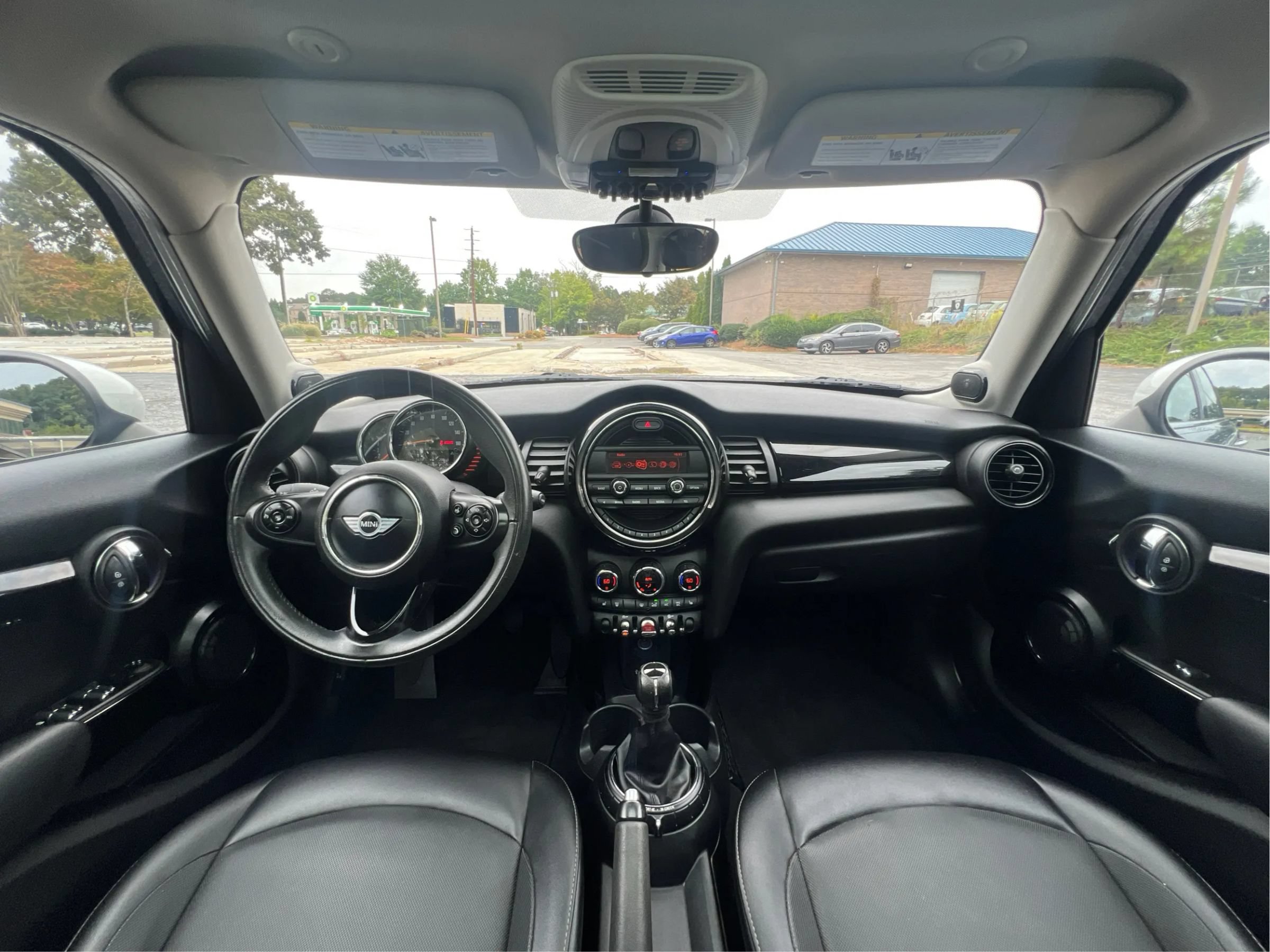Used 2015 MINI Cooper 4-Door Hardtop FWD image 45