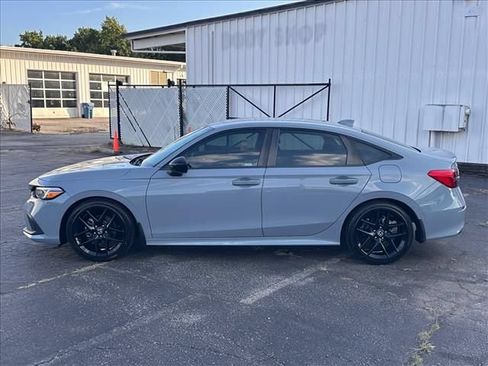 Used 2024 Honda Civic Sport image 7