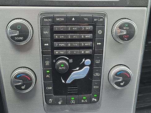 Used 2018 Volvo S60 T5 Dynamic w/ Vision Package image 22