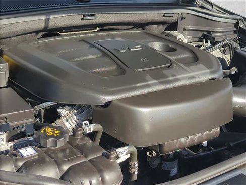 Used 2022 Jeep Grand Cherokee Laredo X image 26