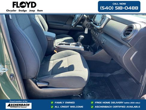 Used 2021 Toyota Tacoma SR5 w/ Trail Edition AWD/4WD image 32