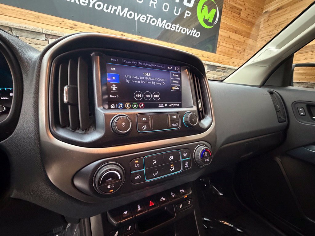 Used 2021 Chevrolet Colorado Z71 AWD/4WD image 31