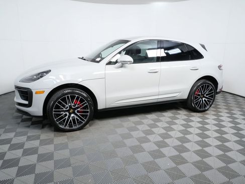 New 2026 Porsche Macan S image 2