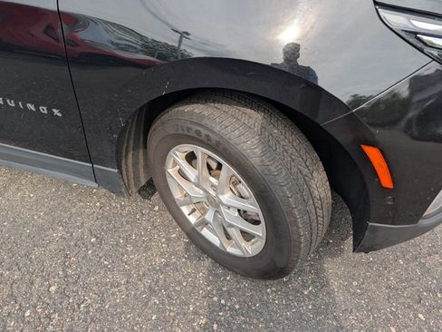Used 2024 Chevrolet Equinox LT FWD image 11