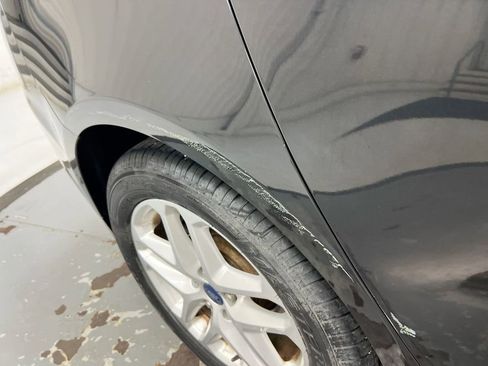 Used 2013 Ford Fusion SE FWD image 29