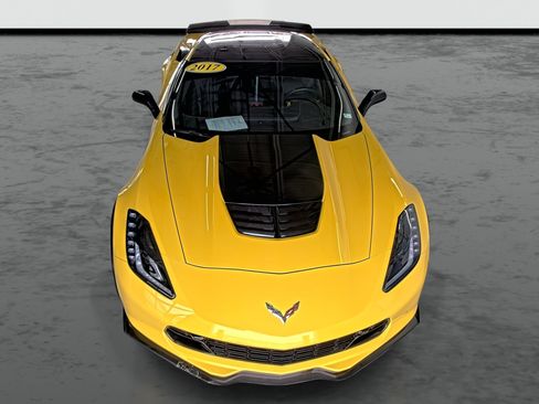 Used 2017 Chevrolet Corvette Z06 RWD image 6