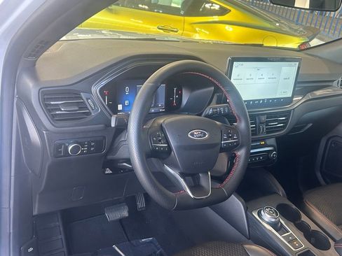 Used 2025 Ford Escape ST-Line w/ Tech Pack #1 image 33