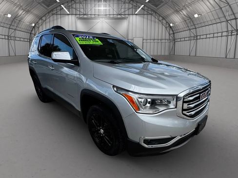 Used 2018 GMC Acadia SLT AWD/4WD image 9