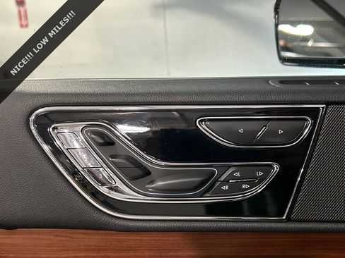 Certified 2019 Lincoln Navigator L Reserve image 20