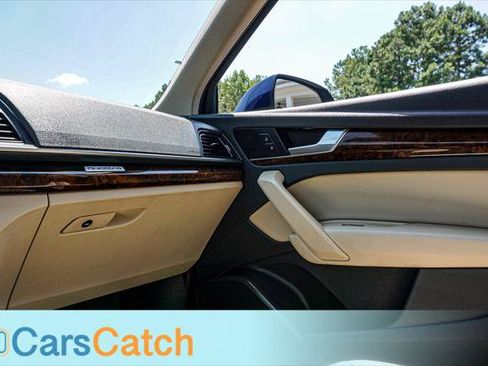 Used 2018 Audi Q5 2.0T Premium w/ Convenience Package AWD/4WD image 37