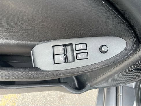 Used 2020 Nissan 370Z w/ Sport Package image 17