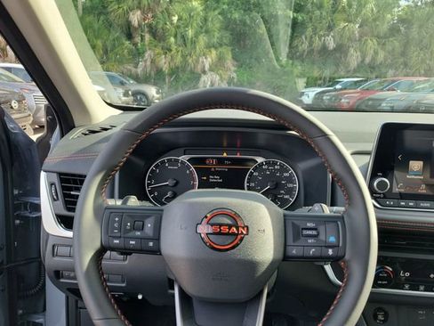 New 2026 Nissan Rogue SV AWD/4WD image 13
