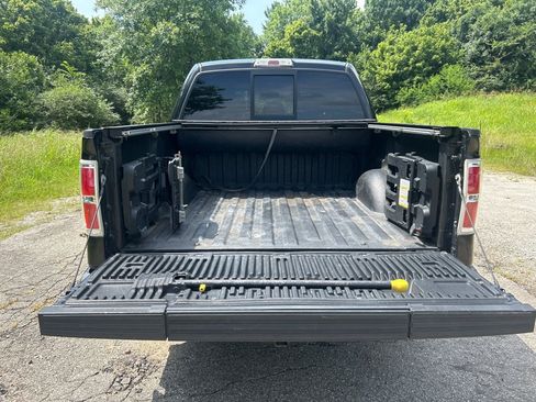 Used 2014 Ford F150 Platinum RWD image 26