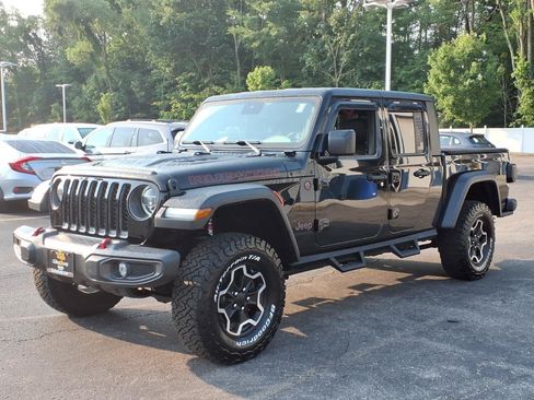 Used 2021 Jeep Gladiator Rubicon w/ Dual Top Group AWD/4WD image 3
