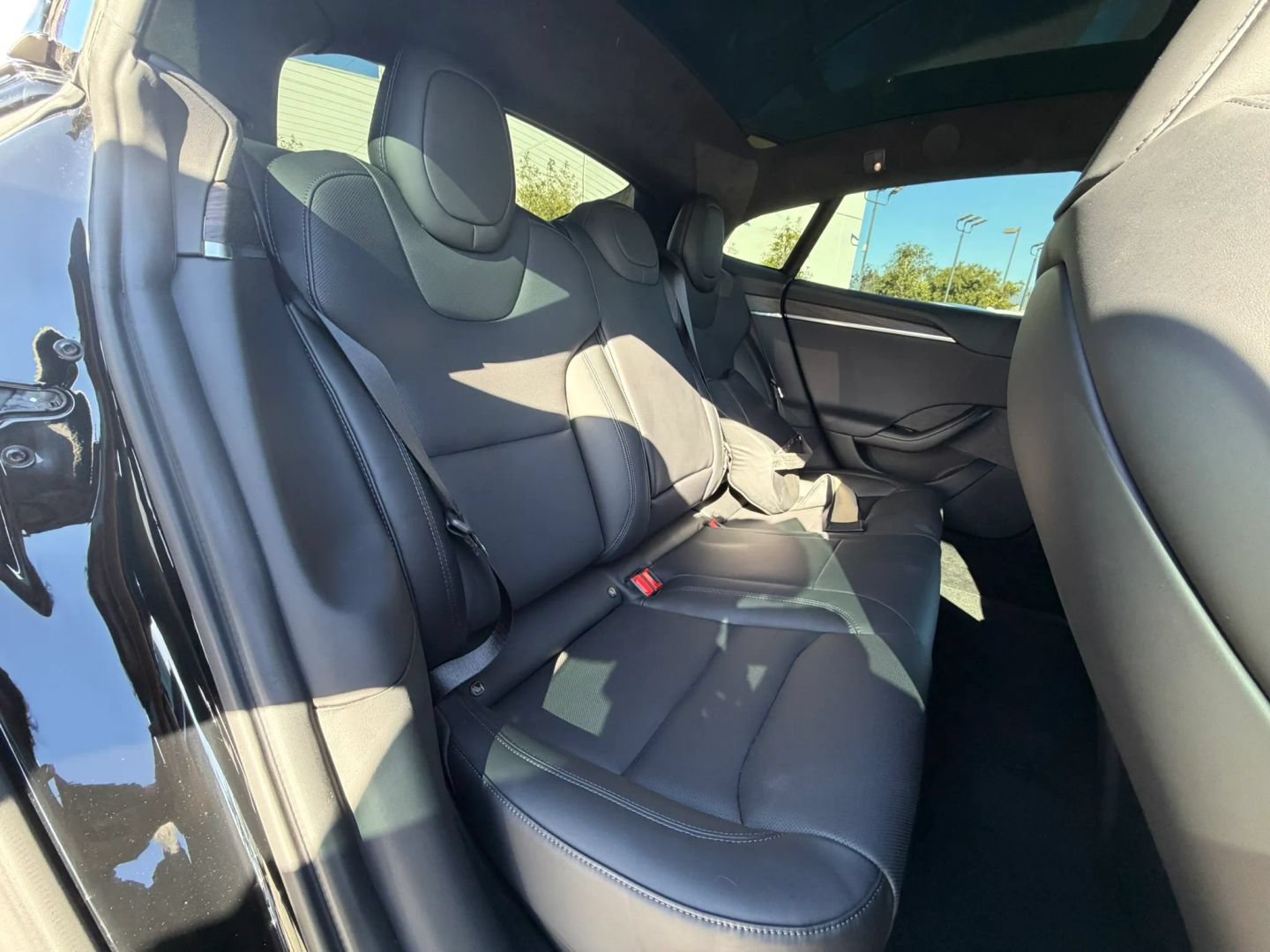 Used 2023 Tesla Model S Standard Range AWD/4WD image 34