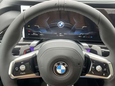 New 2026 BMW 760i xDrive w/ Executive Package AWD/4WD image 15