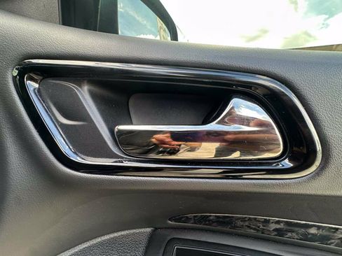 Used 2023 Dodge Durango R/T w/ Hemi Orange Plus Package AWD/4WD image 35