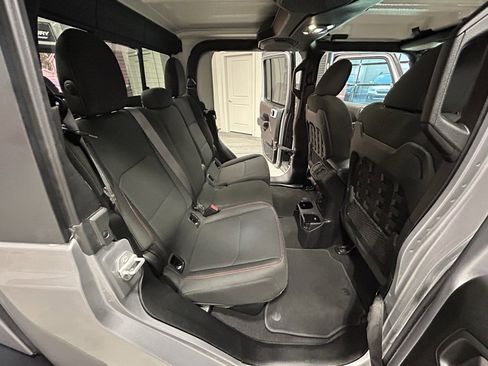 Used 2020 Jeep Gladiator Rubicon w/ Dual Top Group image 45