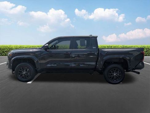 Certified 2025 Toyota Tacoma SR5 RWD image 8