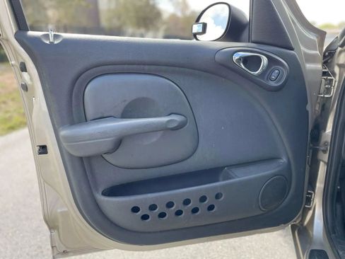 Used 2004 Chrysler PT Cruiser GT FWD image 26