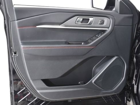 New 2026 Ford Explorer ST-Line w/ ST-Line Street Pack AWD/4WD image 26