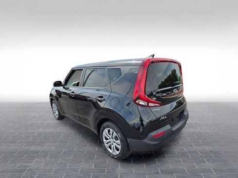 Used 2020 Kia Soul LX FWD image 5
