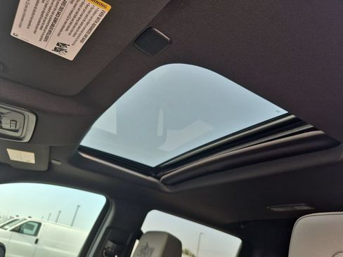 Used 2023 Chevrolet Silverado 1500 ZR2 w/ ZR2 Bison Edition AWD/4WD image 22