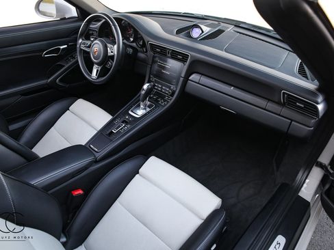 Used 2019 Porsche 911 Targa 4 GTS AWD/4WD image 42