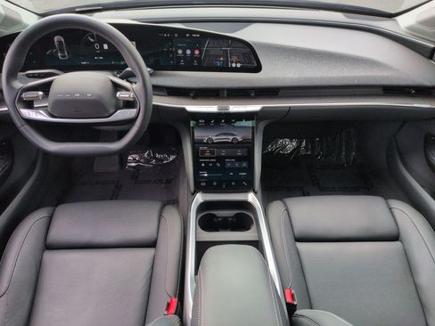 Used 2025 Lucid Air Touring AWD/4WD image 28