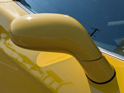 Used 2013 Chevrolet Corvette Grand Sport w/ 2LT Preferred Equipment Group image 11