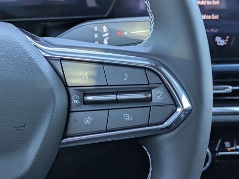 Used 2026 Chevrolet Equinox EV LT w/ LPO, All-Weather Mat Package image 24