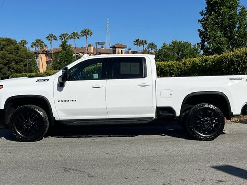 Used 2025 Chevrolet Silverado 2500 LTZ w/ Trail Boss Package AWD/4WD image 7