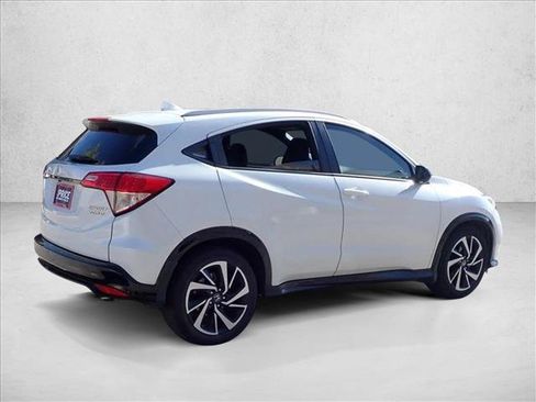 Used 2020 Honda HR-V Sport image 9