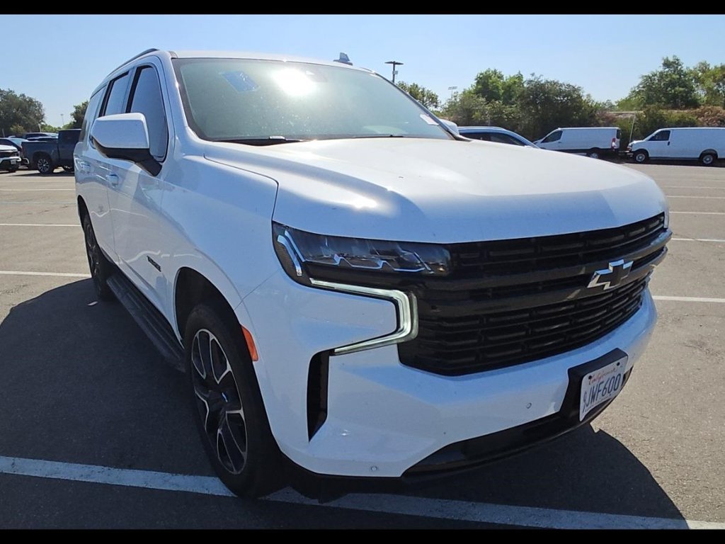 Used 2023 Chevrolet Tahoe RST RWD image 2