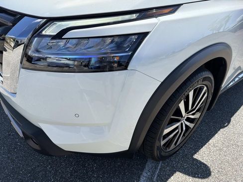 Certified 2023 Nissan Pathfinder Platinum image 10