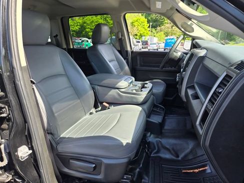 Used 2020 RAM 1500 Tradesman w/ Chrome Appearance Group AWD/4WD image 21