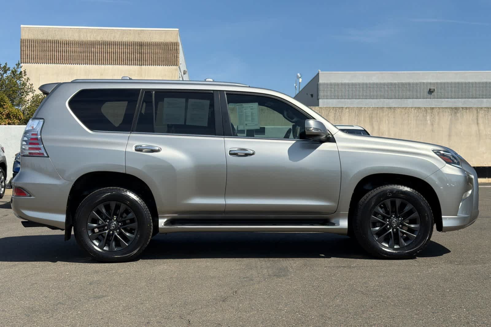 Certified 2023 Lexus GX 460 Premium w/ Premium Plus Package AWD/4WD image 6