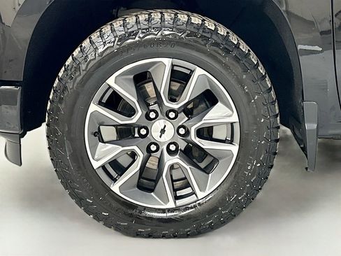 Certified 2022 Chevrolet Silverado 1500 RST w/ Z71 Off-Road Package image 31
