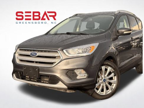 Used 2017 Ford Escape Titanium AWD/4WD image 3