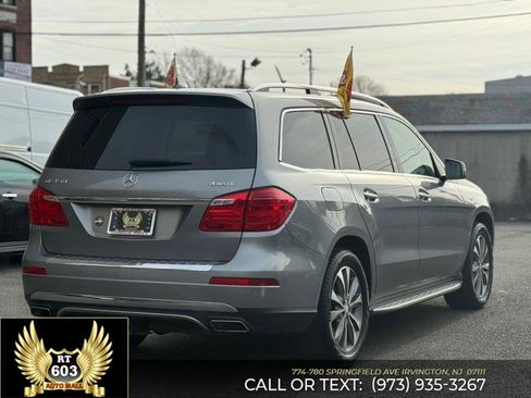 Used 2015 Mercedes-Benz GL 450 4MATIC w/ Lighting Package image 46