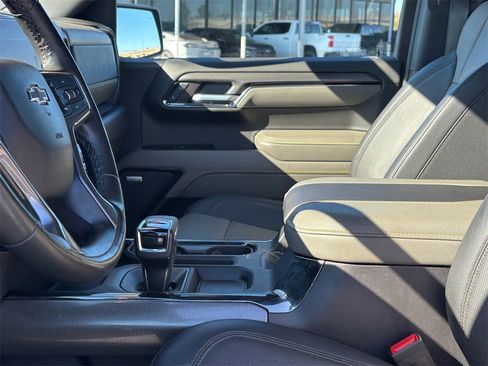 Certified 2024 Chevrolet Silverado 1500 ZR2 w/ Technology Package image 12