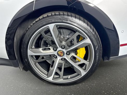 Used 2023 Porsche Taycan Turbo AWD/4WD image 31