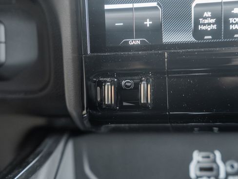 New 2026 RAM 2500 Laramie AWD/4WD image 27