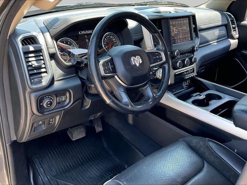 Used 2019 RAM 1500 Laramie AWD/4WD image 16