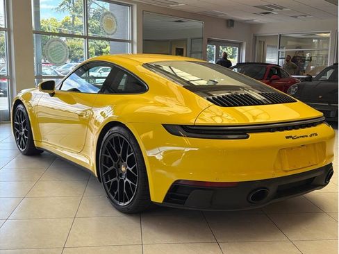 Used 2023 Porsche 911 Carrera GTS RWD image 8