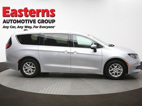 Used 2023 Chrysler Voyager LX FWD image 45