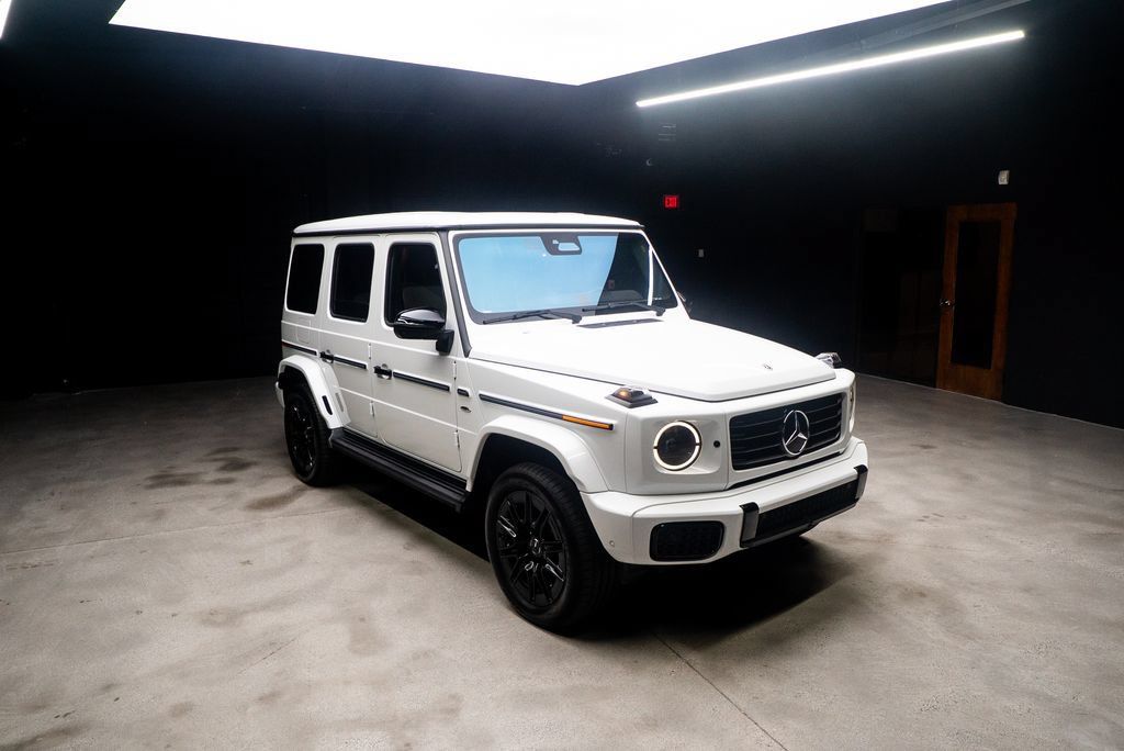 Used 2025 Mercedes-Benz G 580 w/ EQ Technology image 11