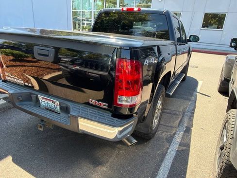 Used 2011 GMC Sierra 1500 SLE w/ Power Tech Package AWD/4WD image 4